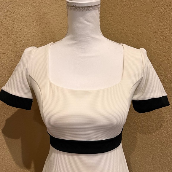 ASOS Cream & Black Dress with Ruffle Hem - Picture 2 of 4